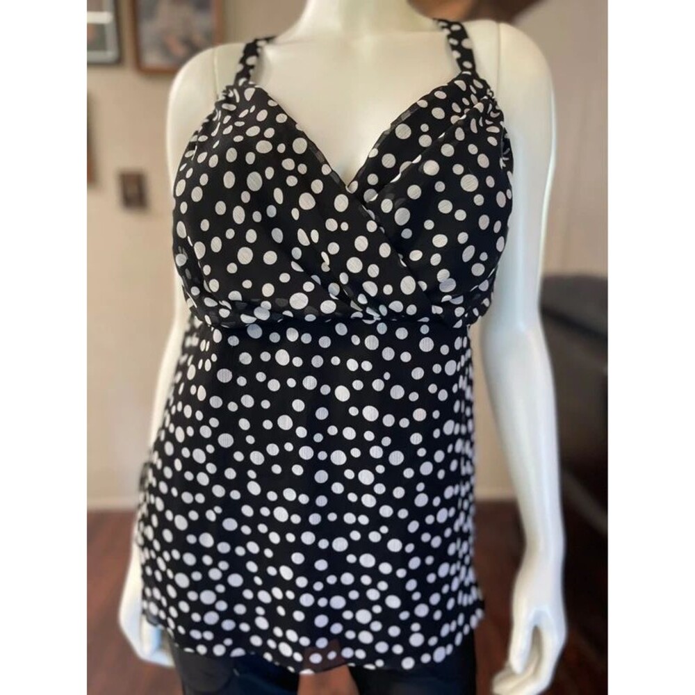EUC Size 2X black white polka dot summer blouse